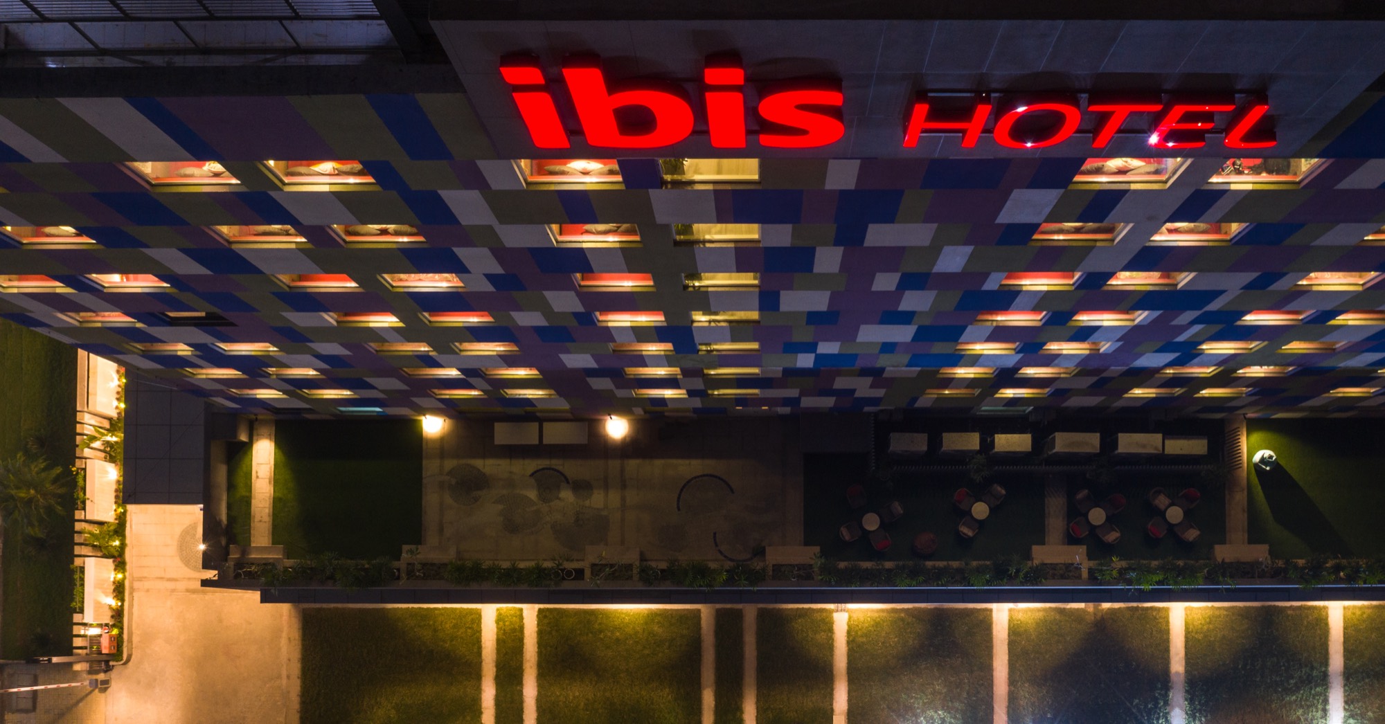 IBIS KOLKATA — still 1