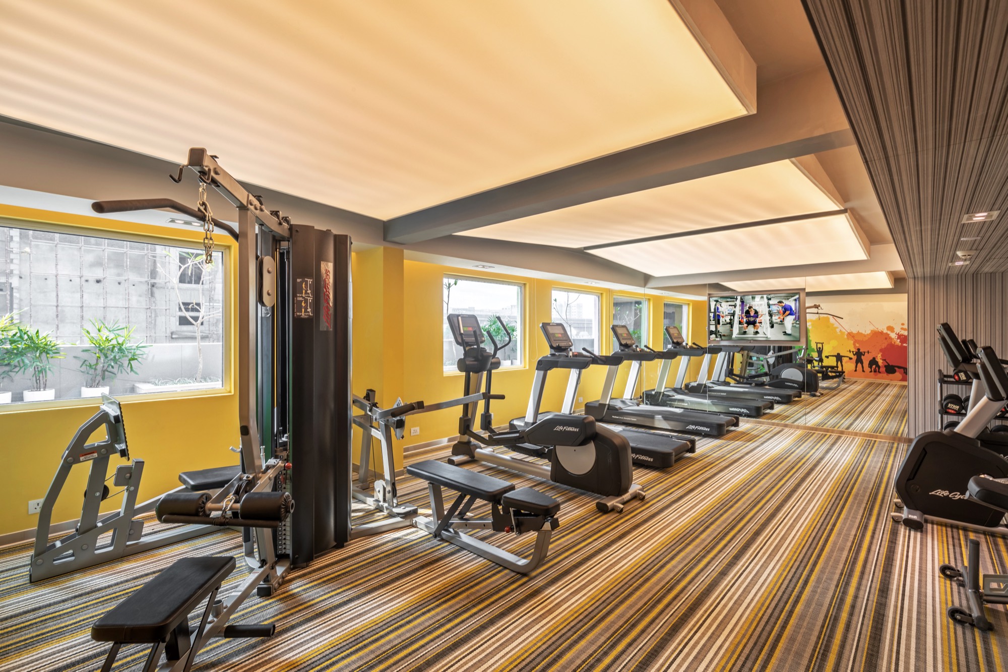 IBIS KOLKATA — still 22
