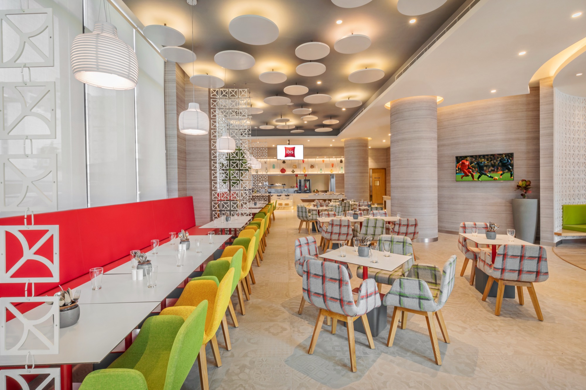 IBIS KOLKATA — still 12