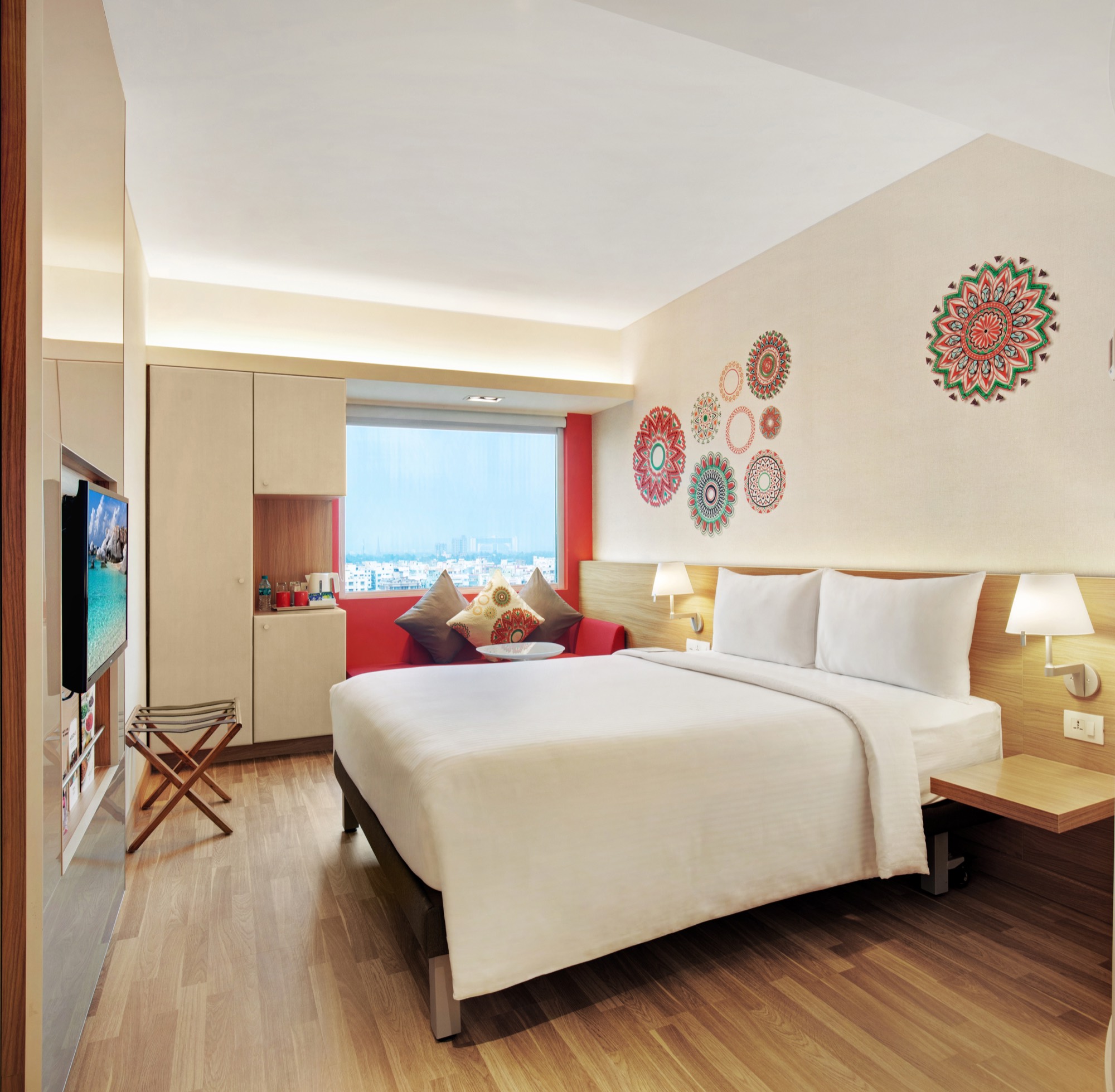IBIS KOLKATA — still 15